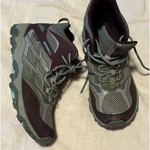 Girls Waterproof Hiking Boots